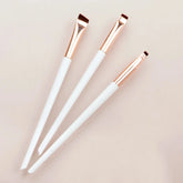 3-Piece Set of Precision Eyeliner and Eyebrow Brushes for Contouring and Makeup Application