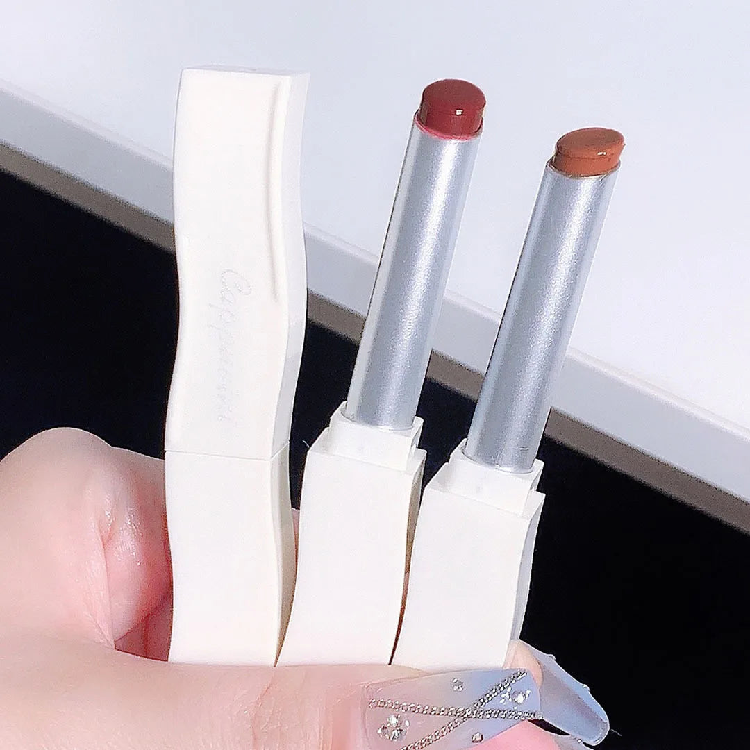 6-Color Moisturizing Mirror Lip Gloss in Nude Shades - Long-Lasting Liquid Lipstick in Elegant Transparent Tube with Floral Design